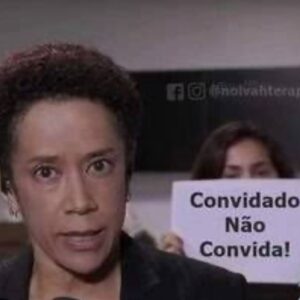 Levar Alguém Que Não Foi Convidado